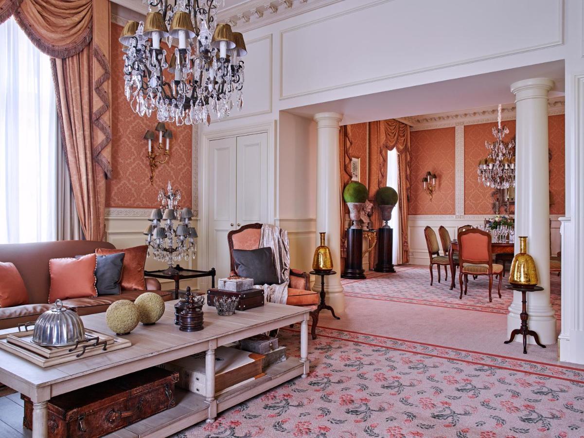 Grand Hotel Wien Esterno foto The interior of the hotel