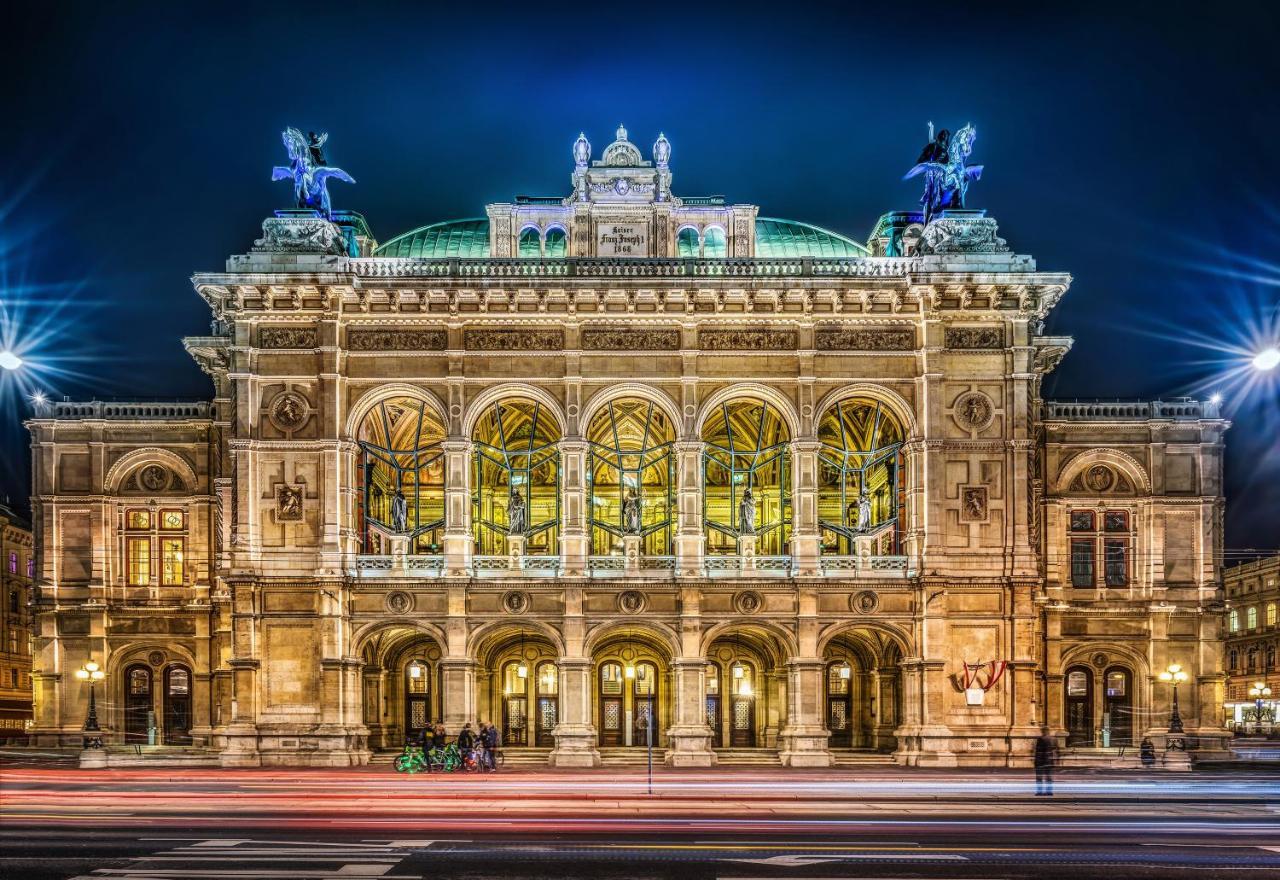 Grand Hotel Wien Esterno foto Vienna State Opera